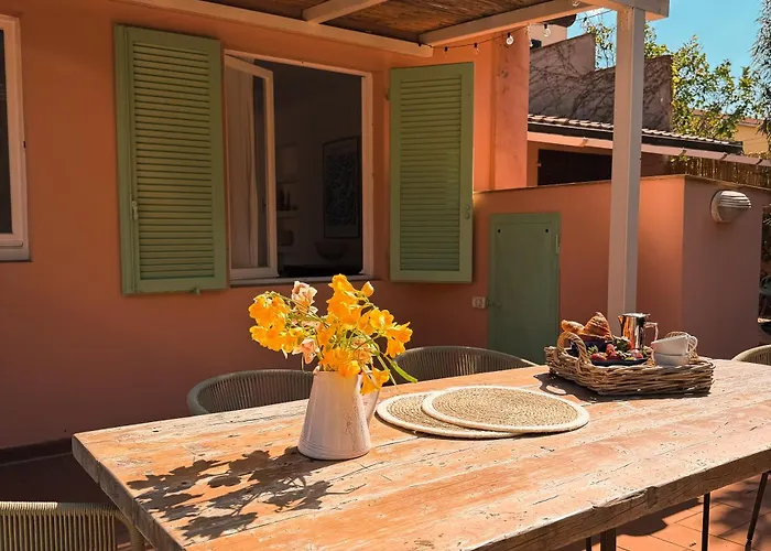 Bilocale Il Giardino Di Gaia Holiday home